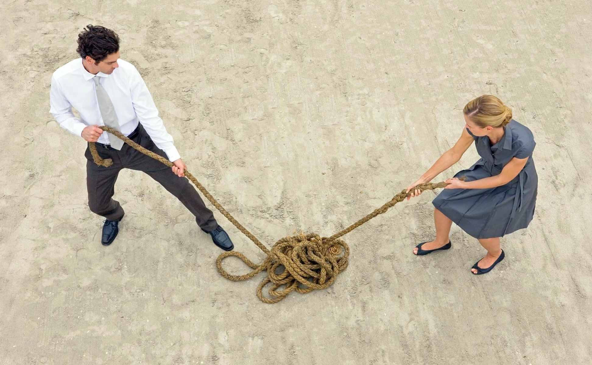 Par uzņēmumu tiesībām uz aizstāvību, ja konkurences iestādei ļauts vienpusēji pagarināt termiņu