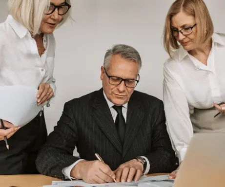 Satversmes tiesa lemj par nodokļu bezstrīdus piedziņas kārtību uzņēmuma pārejas gadījumā