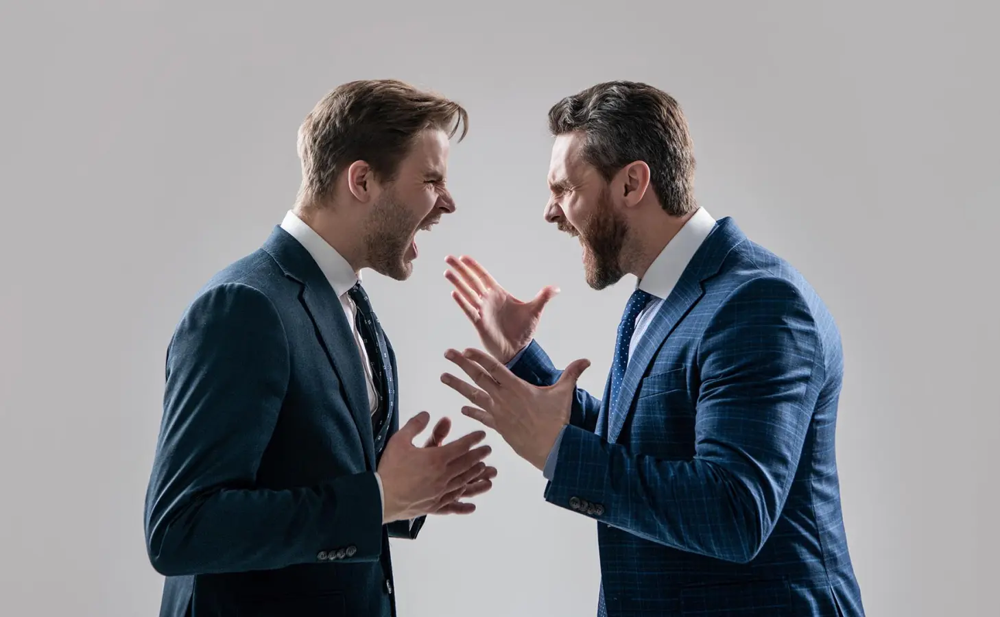 Saeimas komisija skata priekšlikumus grozījumiem Darba likumā, strīdīgākos atliek uz martu