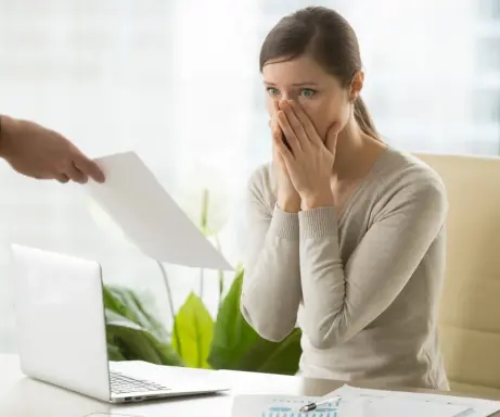 Darba devēja tiesības uzteikt darba līgumu ar vairākiem secīgiem uzteikumiem