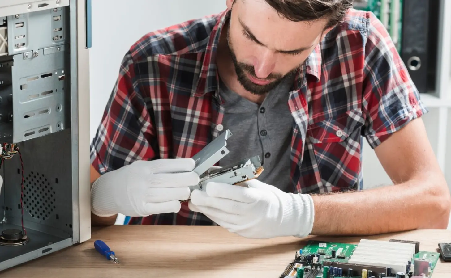 Neatbalsta priekšlikumu ļaut ieturēt no algas neatdotu vai bojātu darba devēja aktīvu vērtību