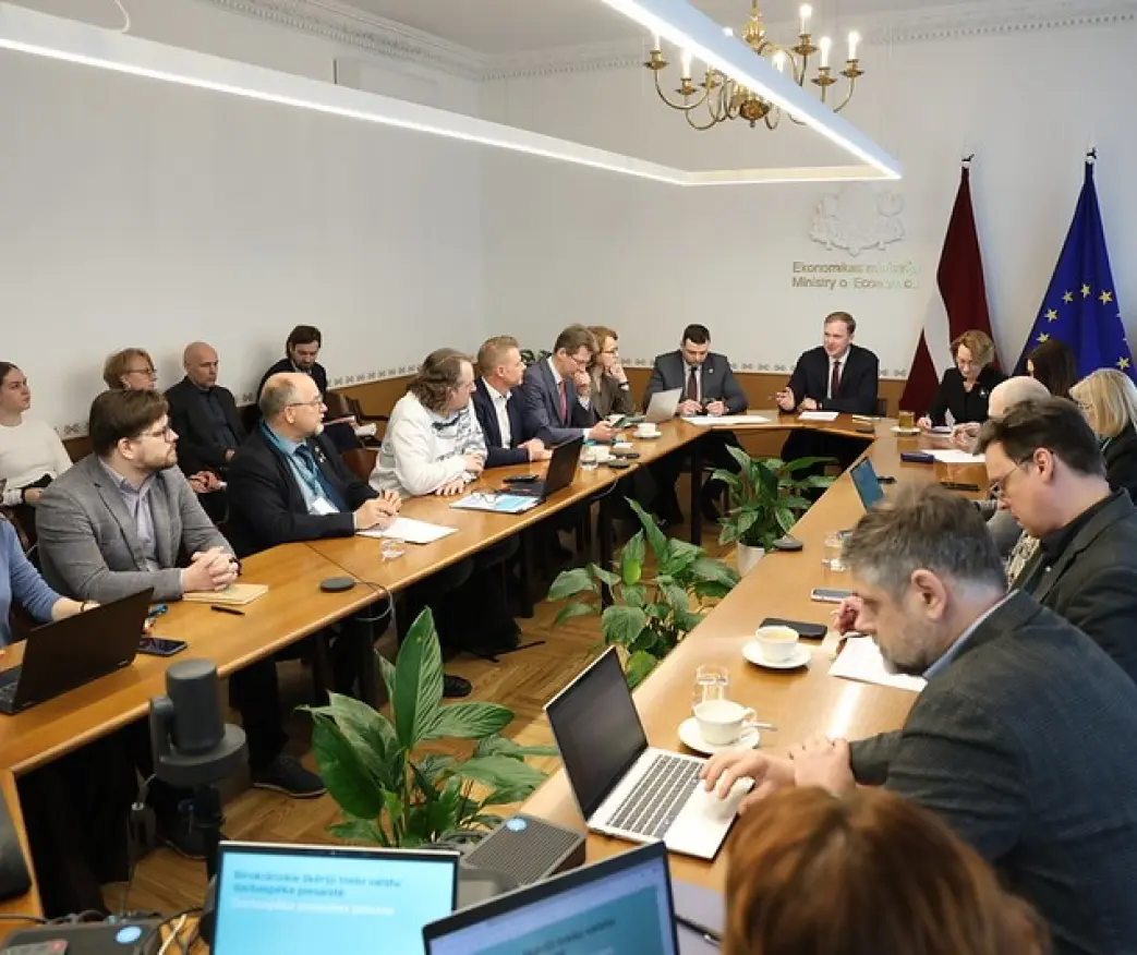 Turpinās risināt darbaspēka deficīta problemātiku