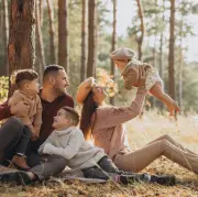 Salīdzinājumam ar kaimiņvalstīm, Latvijā ir zemākais daudzbērnu ģimeņu atbalsts, secināts pētījumā