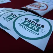 PVN likmes pārtikas pamatproduktiem samazinātājus varēs atpazīt pēc īpašas uzlīmes