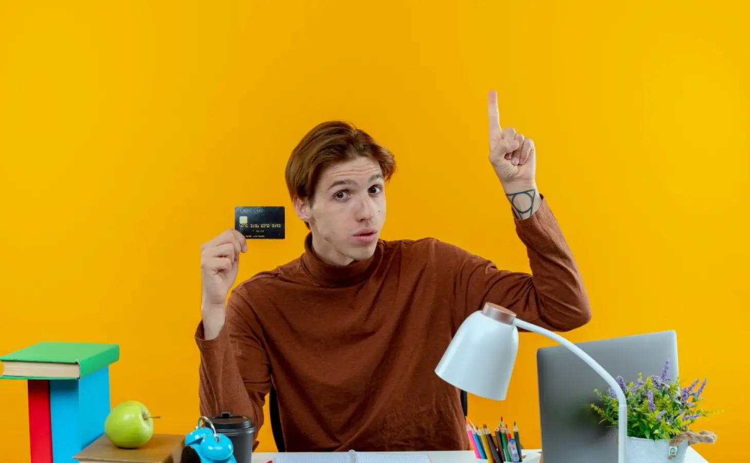 Ātro kredītu sniedzēji varēs reklamēties, bet ar stingriem nosacījumiem