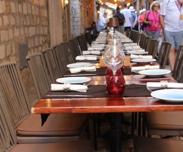 Izmaiņas darba devēja apmaksāto ēdināšanas, ārstniecības un mobilitātes izdevumu piemērošanā