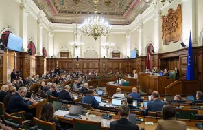 Grozījumus iedzīvotāju ienākuma nodokļa regulējumā pirmajā lasījumā atbalsta arī Saeima
