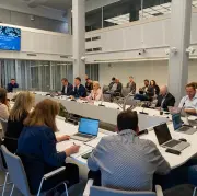 Saeimas Budžeta un finanšu komisiju vadīs Aiva Vīksna