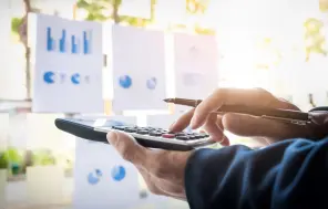 Nodokļu ieņēmumi gada pirmajā ceturksnī pieauguši, taču ir mazāki par plānoto