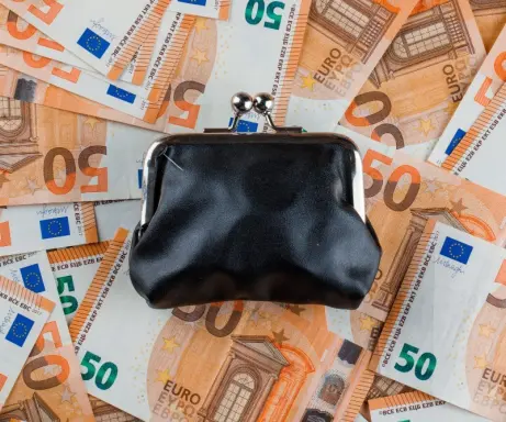 Vispārējās valdības parāds 2025. gada beigās veidoja 46,9% no IKP