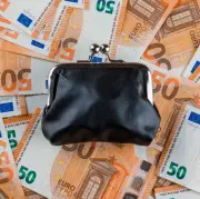 Vispārējās valdības parāds 2025. gada beigās veidoja 46,9% no IKP