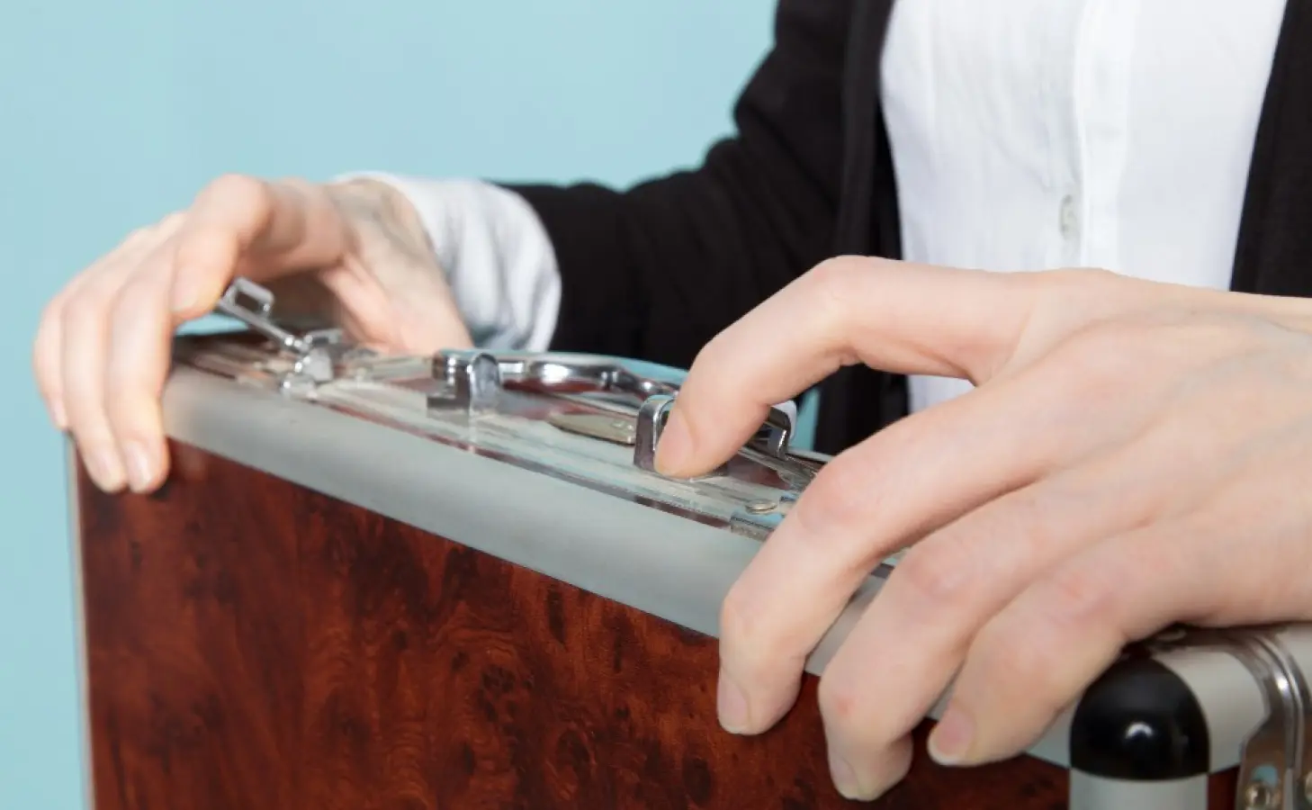 Par noziedzīgi iegūtiem atzīst ārvalsu uzņēmumu kontos arestētos 6,6 miljonus eiro