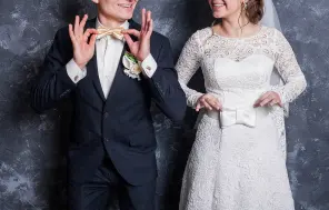 Rosina dāvinājumus no laulātā pirmās pakāpes radiniekiem un pirmās pakāpes radinieka laulātā neaplikt ar nodokli