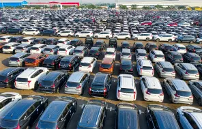 Vai par autostāvvietas lietošanas tiesību "pārdošanu" kaimiņam jāmaksā PVN?