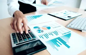 Valsts kancelejas dati par izmaksāto atlīdzību publiskajā pārvaldē nesakrīt ar Valsts kases datiem