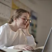 Darbinieku grafikos – tikai nepieciešamā informācija, nevis privātās dzīves detaļas