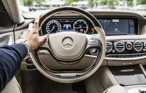 Elektroauto uzņēmumā – ko grāmatvedim patiesībā jāzina par izmaksām un uzskaiti