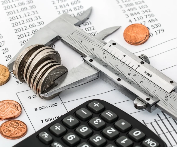 Saeima atbalsta iespēju iedzīvotājiem kredītinformācijas birojos aizliegt sev ņemt kredītus