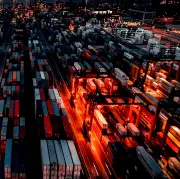 Konceptuāli atbalsta rosinājumu publicēt uzņēmumus, kas tirgojas ar Krieviju un Baltkrieviju