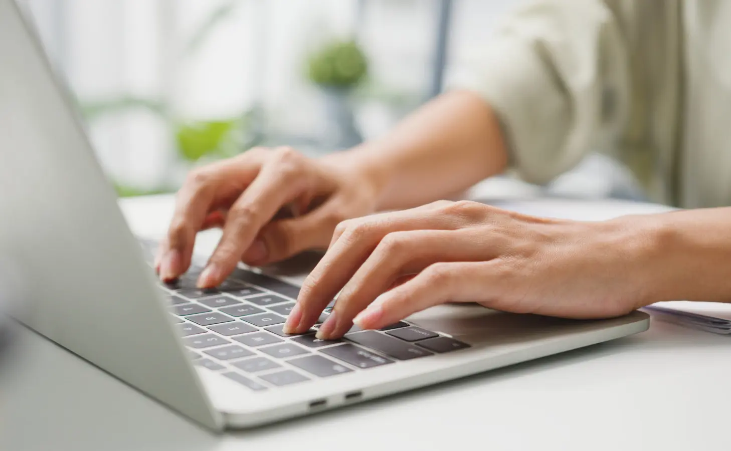 Vai darba devējs drīkst aplūkot darbinieku darba e-pastus?