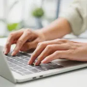 Vai darba devējs drīkst aplūkot darbinieku darba e-pastus?