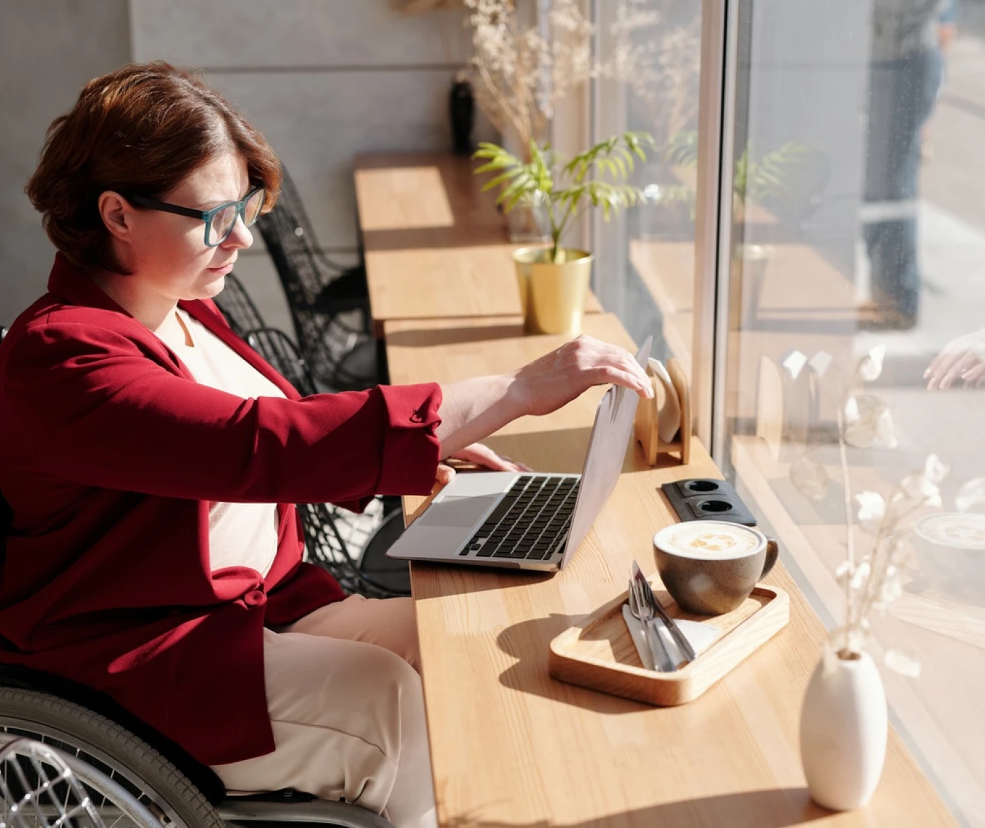 Valdība ievieš “darba izmēģinājumu” cilvēkiem ar invaliditāti, arodbiedrības to uzskata par diskrimināciju