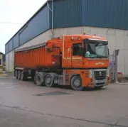 Simtiem pārkāpumu un apturētas kravas sankciju kontroles rezultātā