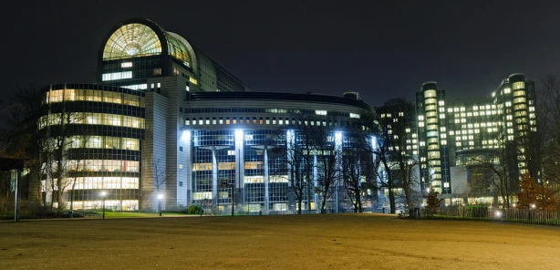 Jauna EP direktīva paredzēs vienotus sodus par sankciju pārkāpumiem