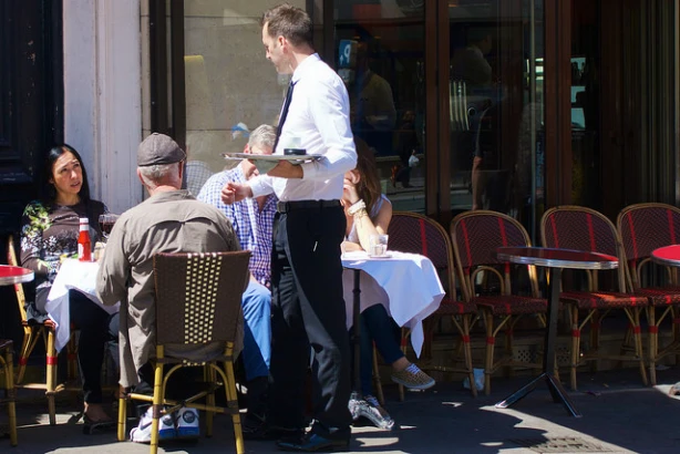 Precizēti privātās un publiskās pulcēšanās ierobežojumu nosacījumi