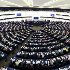 Junkera plāna vietā veido jaunu programmu darbavietu izveidei