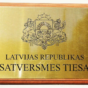 Vai Senāts lēmumu civilprocesā par atteikšanos ierosināt kasācijas tiesvedību varēs sastādīt rezolūcijas veidā?