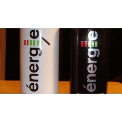 Saeima konceptuāli atbalsta likumu, kas aizliegs tirgot enerģijas dzērienus nepilngadīgajiem