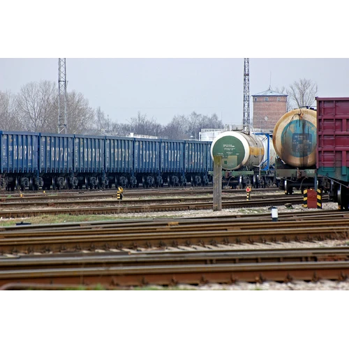 Tiesai no jauna jāvērtē pienākums maksāt PVN pēc kravas tranzīta procedūras