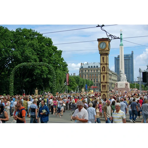 Deputāti konceptuāli vienojas dienu pēc Dziesmu svētku noslēguma koncerta noteikt kā brīvdienu