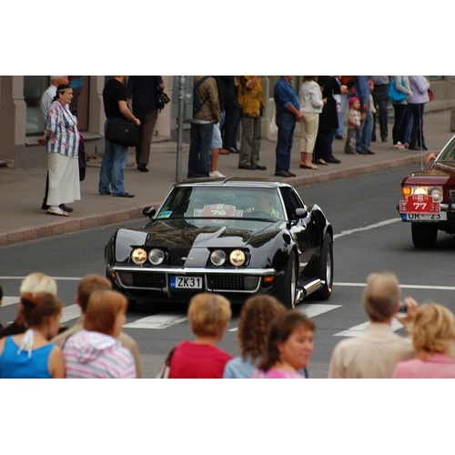 Lai cīnītos ar PVN krāpšanu, maina transportlīdzekļu tirdzniecības un reģistrācijas noteikumus