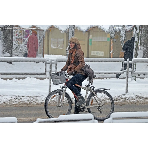 Plānotas izmaiņas Ceļu satiksmes noteikumos, samazinot velosipēdistu iespējas braukt pa ietvi