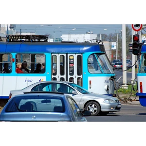 Pirms pārvietojamiem fotoradariem brīdinājuma zīmes neuzstādīs