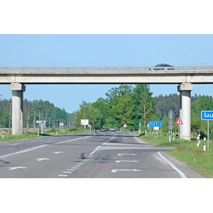 Lauksaimnieki nemierā, ka pieaugs autoceļu lietošanas nodevas likme