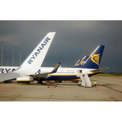 PTAC: Aviokompānijām jāmaksā kompensācijas par reisiem, kas ierodas galamērķī vēlāk par trim stundām