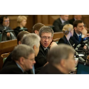 Par PSRS vai nacistiskās Vācijas pret Latvijas Republiku īstenotās agresijas publisku noliegšanu deputāti vēlas noteikt kriminālatbildību