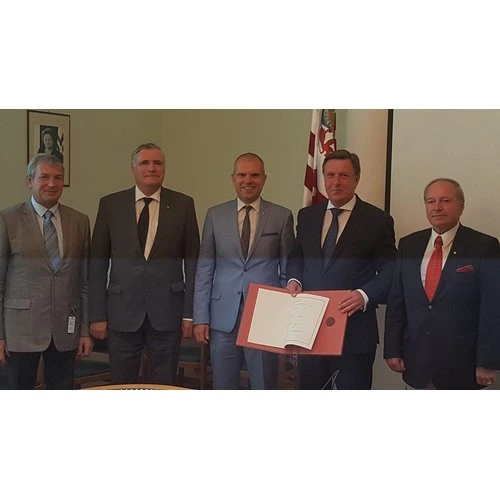 Valdība ar partneriem vienojas veikt reformas valsts pārvaldē, VID un nodokļu politikā