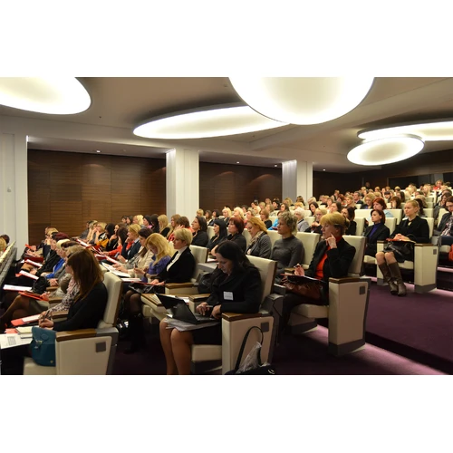 Latvija neatbalsta Eiropas Komisijas plānus noteikt dzimumu kvotas uzņēmumu vadībā