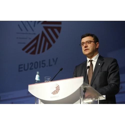 ECOFIN ministri vienojās par Kapitāla tirgus savienības izveidi un uzsvēra cīņu pret izvairīšanos no nodokļu maksāšanas un agresīvu nodokļu plānošanu