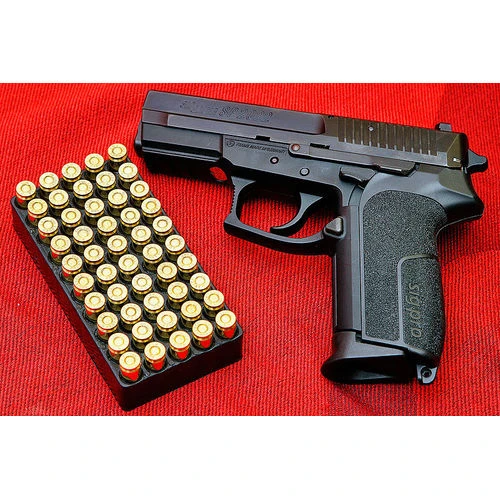 Saeima galīgajā lasījumā pieņem stingrākas prasības ieroču atļauju saņemšanai