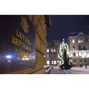 Saeima skatīs alternatīvo likumprojektu grozījumiem Solidaritātes nodokļa likumā