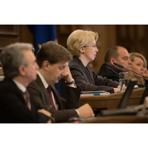 Saeima ziemas sesijas pēdējā sēdē skatīs likumprojektu par dalītā īpašuma tiesisko attiecību izbeigšanu