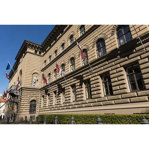 Saeimas deputāti atgriežas no vasaras brīvdienām un sanāk uz pirmo rudens sesijas plenārsēdi