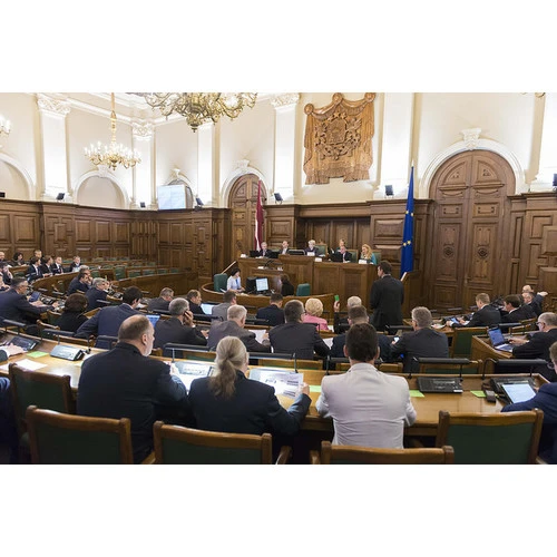 Saeima ceturtdien otrreiz caurlūkos likuma grozījumus par tiesas priekšsēdētāju karjeras jautājumiem