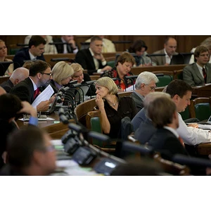 Saeima lems par pārskatītās Eiropas Sociālās hartas ratifikāciju