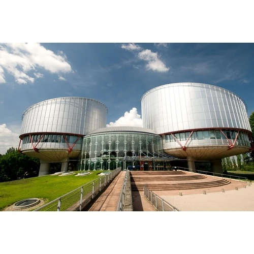 Saeima sākusi skatīt likumprojektu, kas atbalsta Eiropas Cilvēktiesību tiesas darba efektivizēšanu